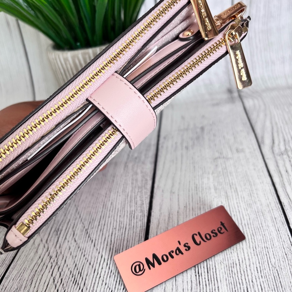 Michael Kors Double Zip Wallet/Wristlet - Picture 6 of 9